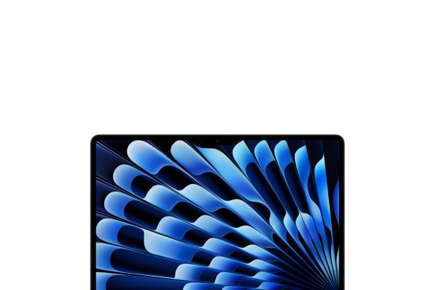 Apple MacBook Air M4 on sale for $999, outstanding laptop deal