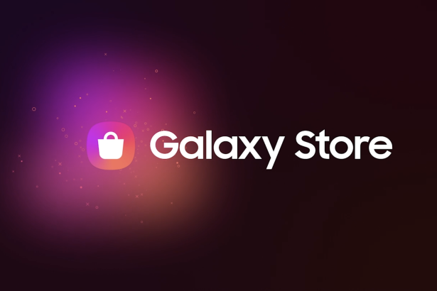 Samsung Galaxy home screen with duplicate app store icons