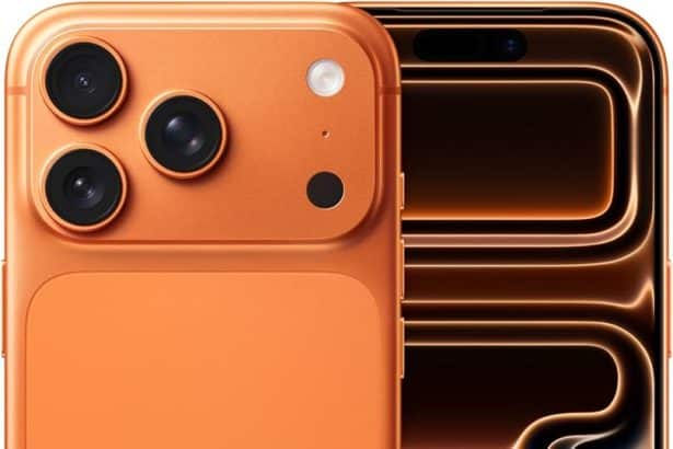 Side-by-side devices in sunlight, comparing display brightness, reflections, and design