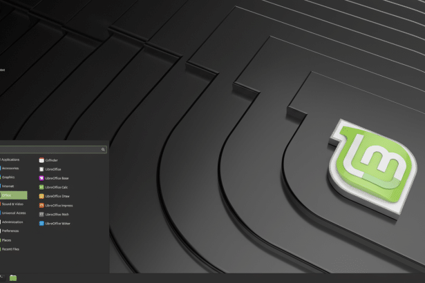 The Linux Mint desktop showing the LibreOffice suite selected in the applications menu. Filename : linuxmint libre officedesktop .png