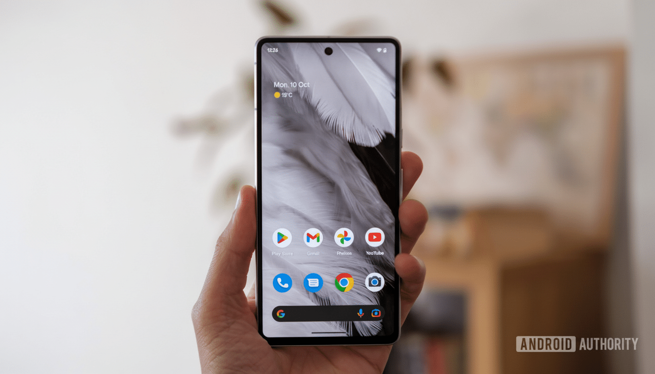 Google Pixel UI highlights smart, helpful Android features and clean, intuitive design