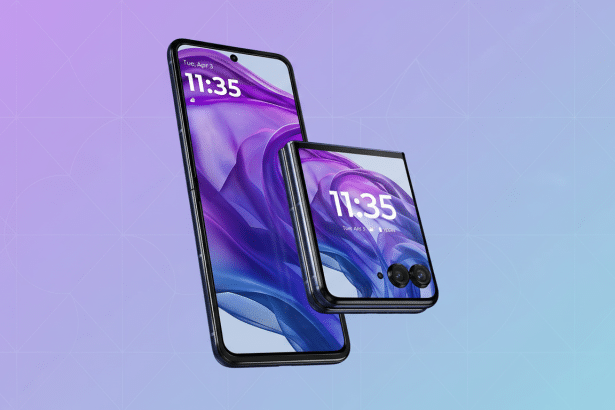 Two smartphones , one unfolded and one folded, displaying a purple and blue wavy background on their screens , set against a professional gradient background with soft geometric patterns. Filename : two smartphones professional display .png