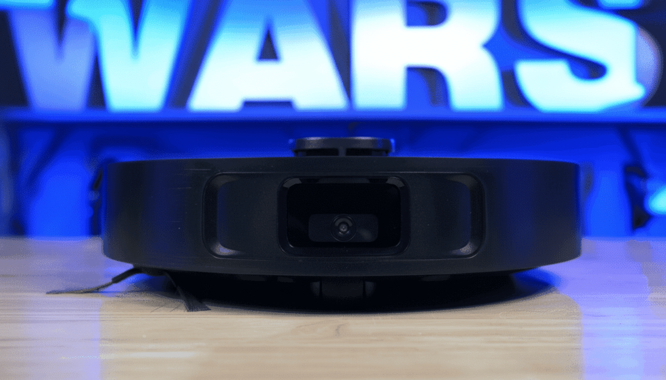 Robot vacuum under 0 cleaning hardwood floor after testing