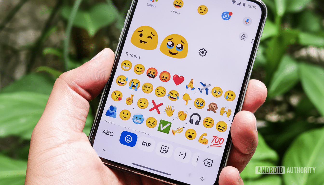 Gboard expressive redesign and emoji tweaks begin rolling out on Google keyboard