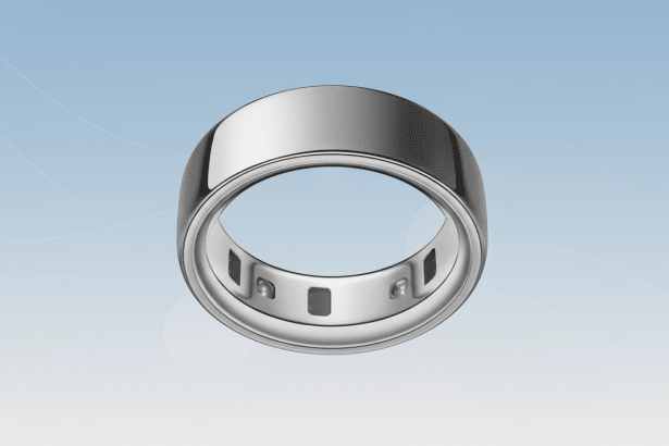 A silver smart ring with internal sensors, presented on a professional light blue gradient background with subtle white lines and circles.