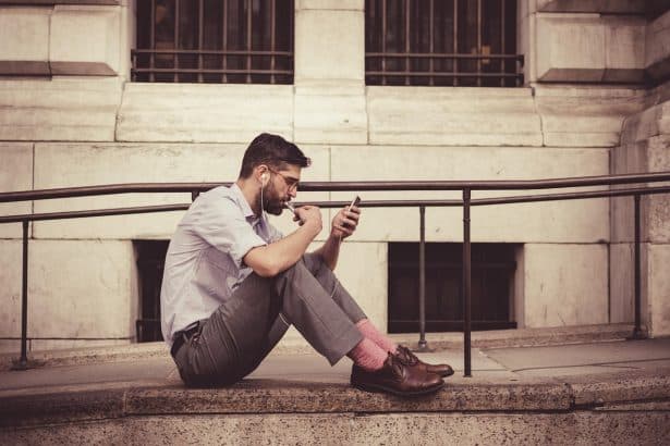 How the Shift From Installments to Loans Changed Smartphone Buying Habits