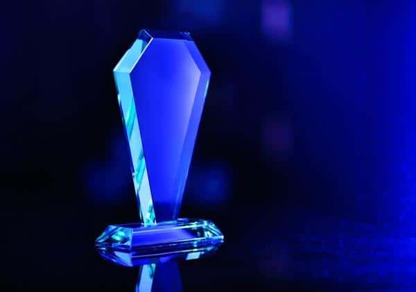 Image 1 of Why Every HR Team Should Consider Acrylic Awards for Recognition Events