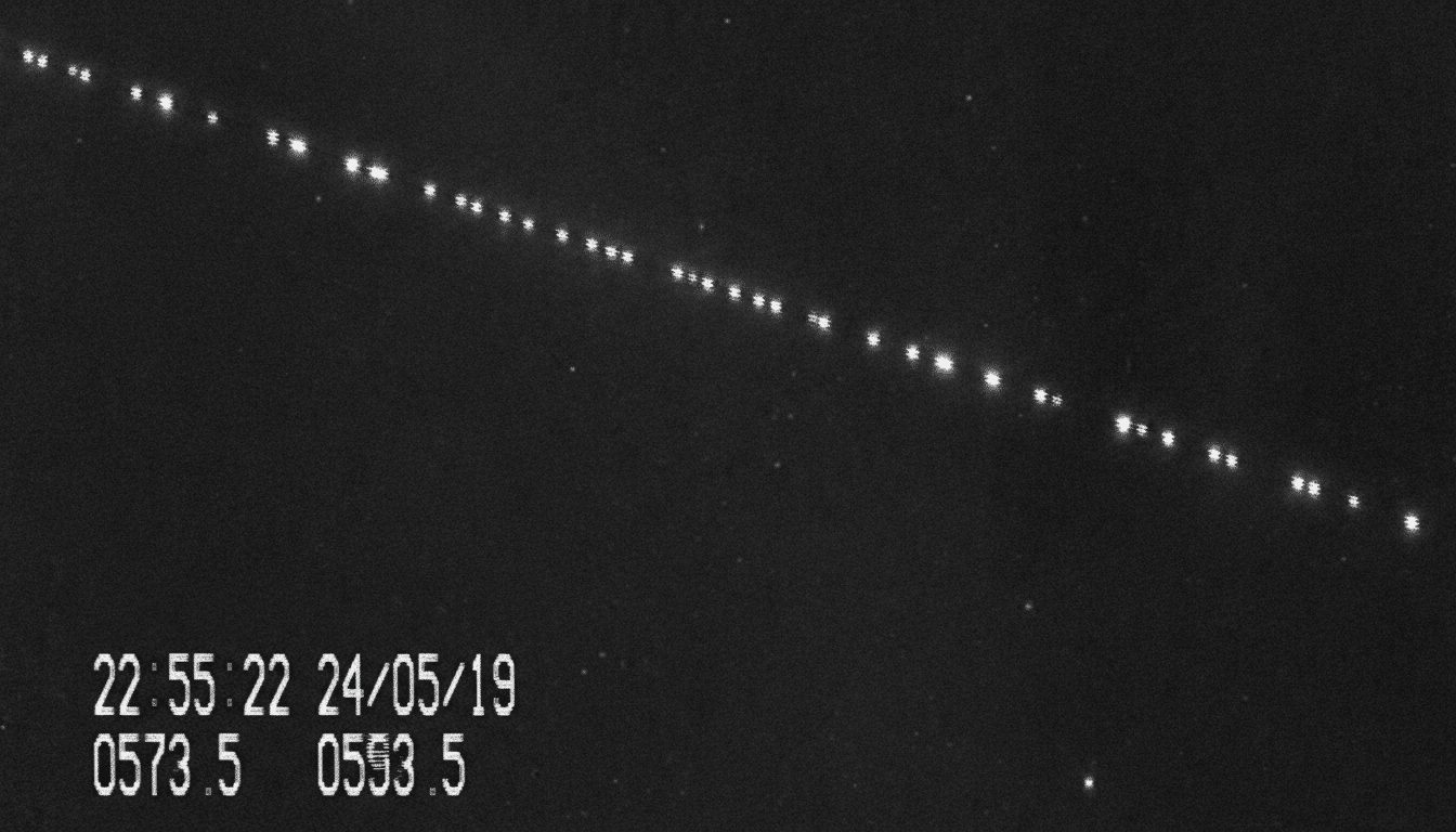 SpaceX veterans raise $50M for high-speed data center interconnect startup