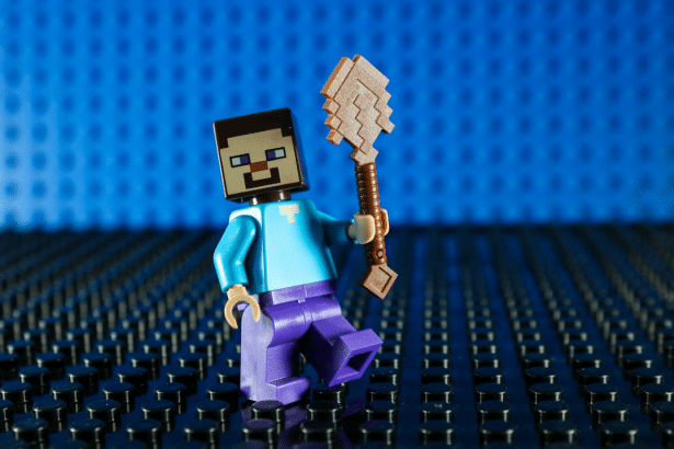 Why Skins and Custom Servers Make Minecraft Bedrock Feel More Alive