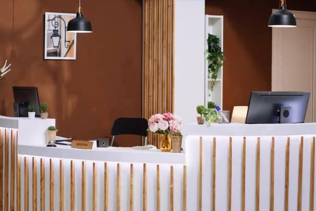 Image 1 of 6 Best Modern Reception Desk Ideas For Small And Large Offices