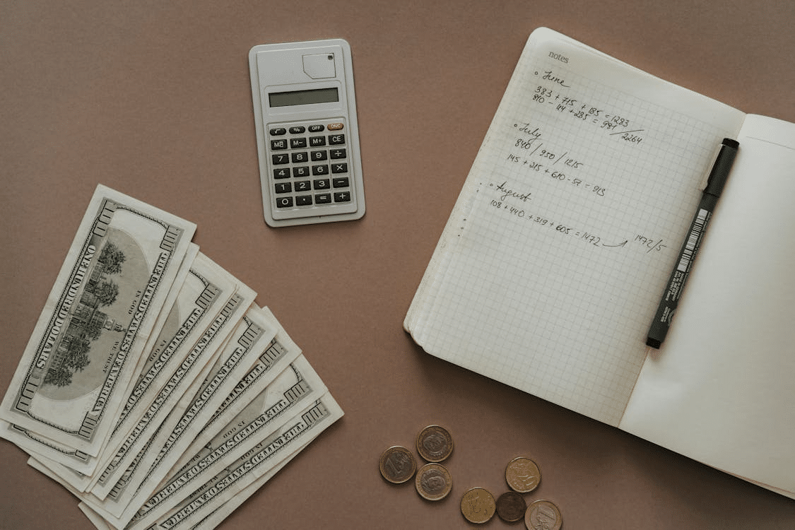 Image 1 of Why More Professionals Are Prioritizing Financial Planning in 2026