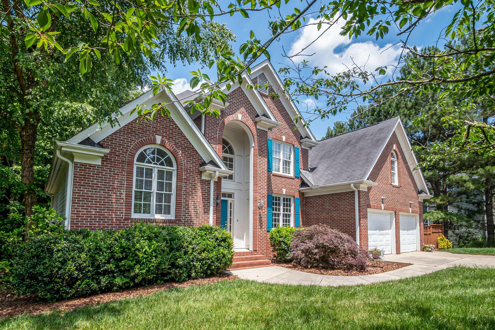 Image 1 of Simple Ways to Improve Your Home's Curb Appeal