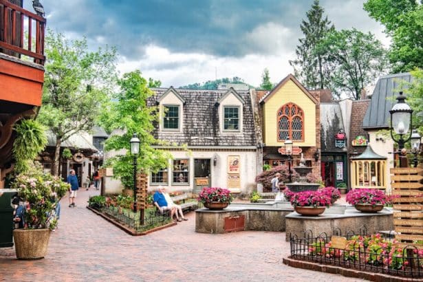Image 1 of How to Plan a Relaxing Gatlinburg Getaway Without Missing the Best Views