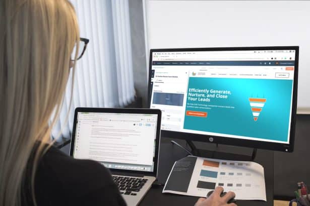 How Great Website Content Becomes Your Full Time Salesperson