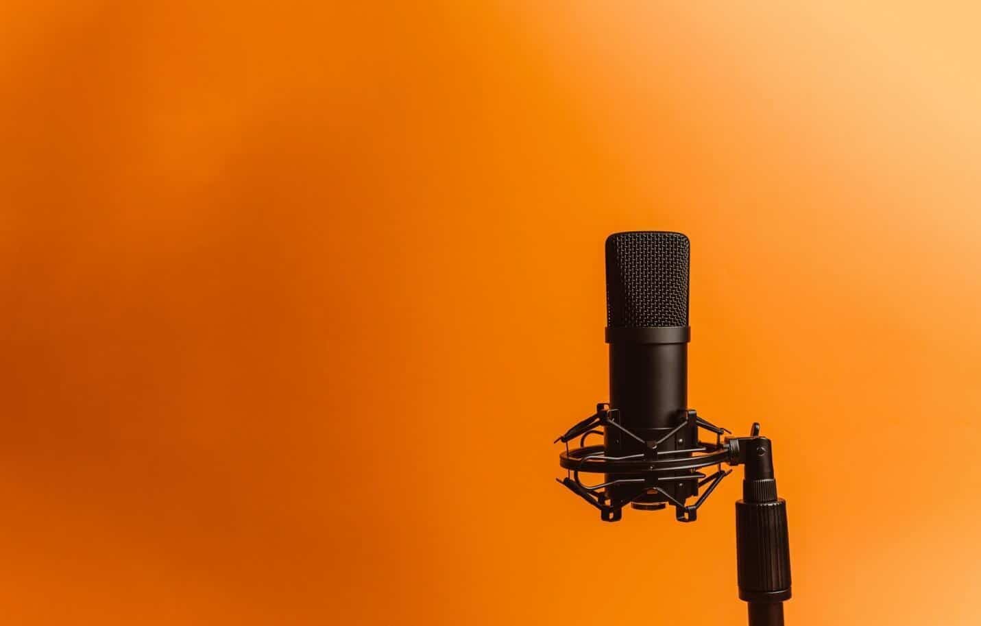 Image 1 of Belle Burden Opens Up on the Elin Hilderbrand Podcast